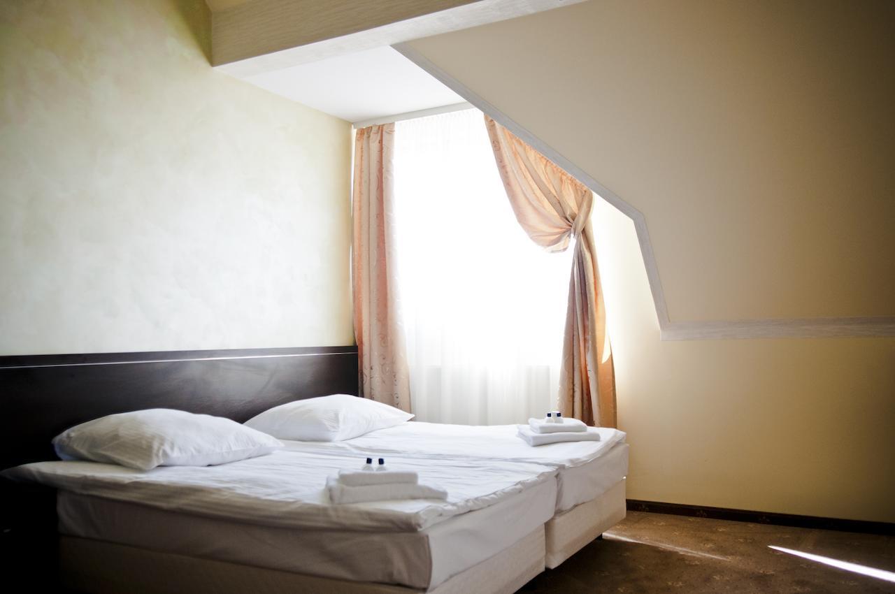 Hotel Olenka Szydlowiec Zimmer foto